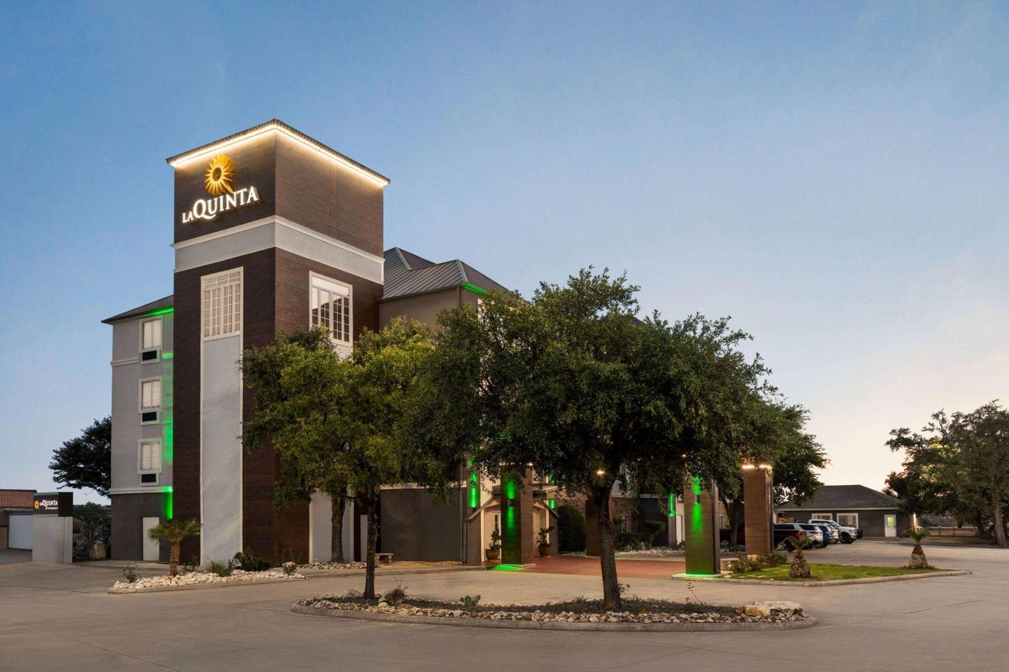 La Quinta By Wyndham San Antonio North Stone Oak Exterior foto